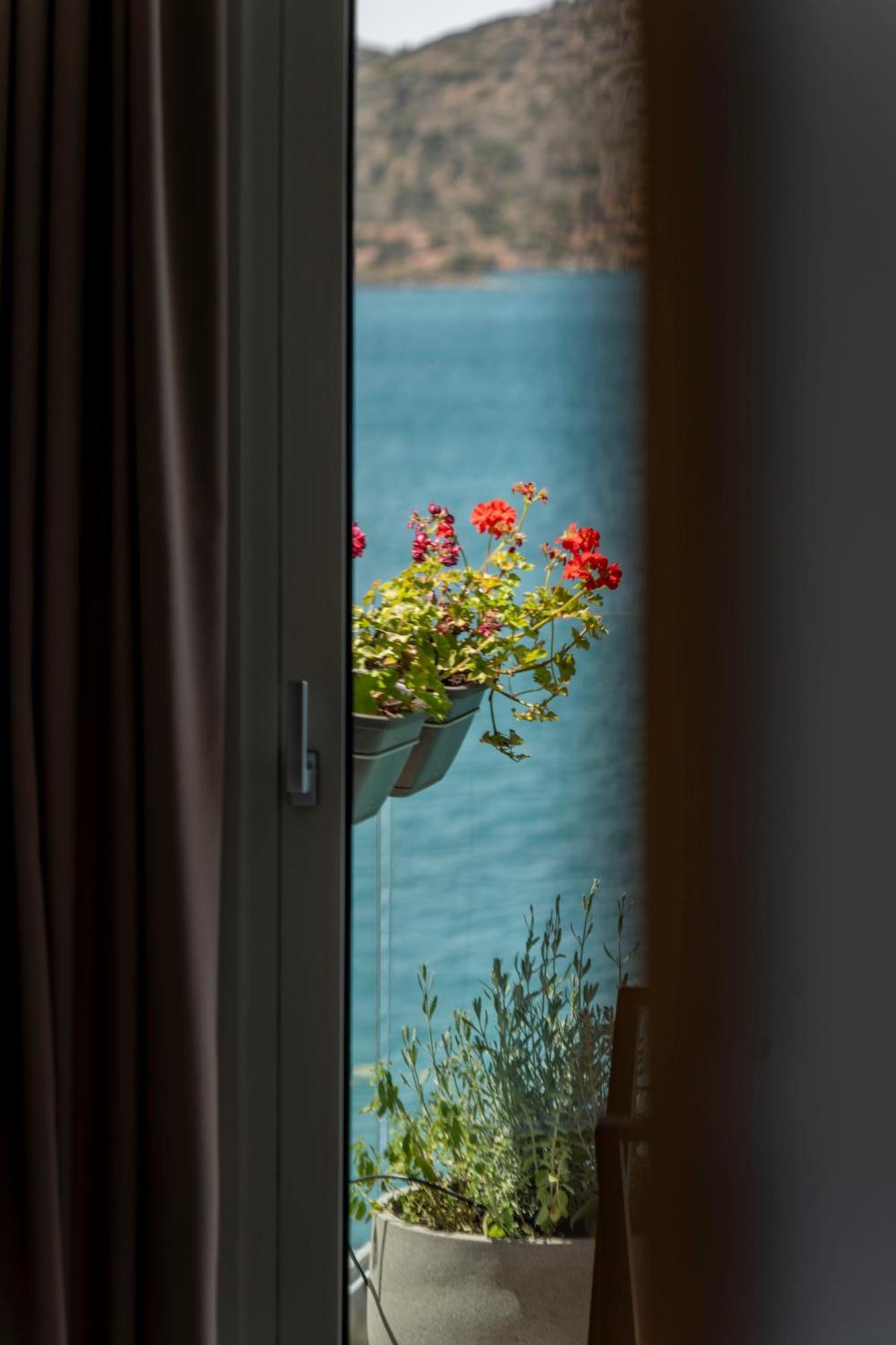 Ocean Rythm * Elounda (Crete)